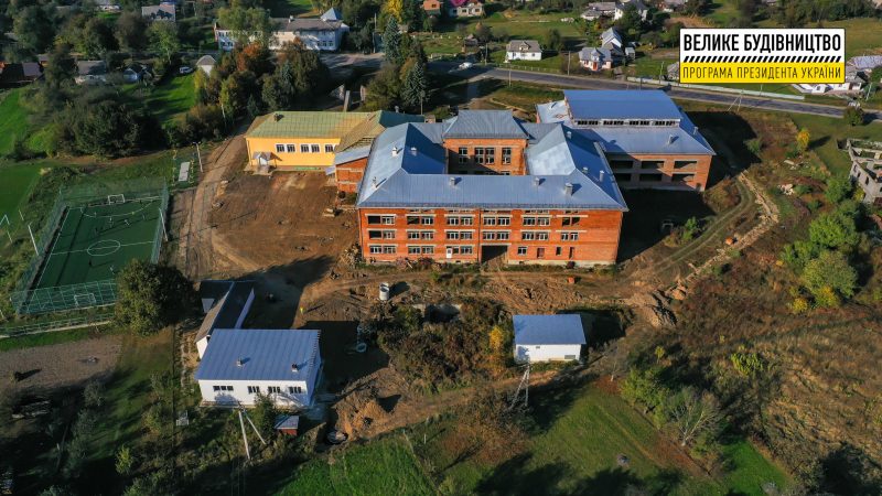 На Косівщині добудовують спортивний корпус школи (ФОТО)