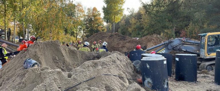 Засипало землею: у Польщі трагічно загинув українець (ФОТО) 3 617a9e37688ae smert 36