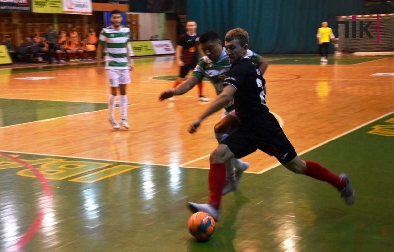 Франківський "Ураган" достроково кваліфікувався до елітного раунду Ліги чемпіонів (ФОТОРЕПОРТАЖ) 7 DSC 0278 scaled