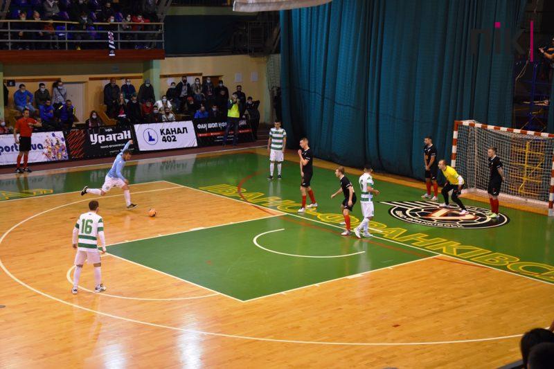 Франківський "Ураган" достроково кваліфікувався до елітного раунду Ліги чемпіонів (ФОТОРЕПОРТАЖ) 37 DSC 0506 scaled