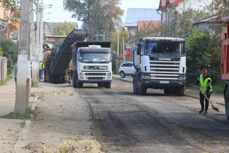 Розпочали роботи на аварійній дорозі Болехів-Гериня (ФОТО) 1 FB IMG 1633449055618