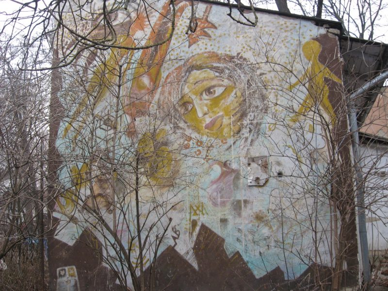 Kolyshnye kafe Pid Lylykom. Mural YAroslava YAnovskogo scaled