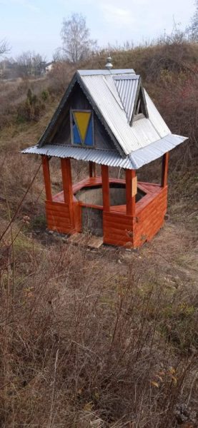В селі на Коломийщині реставрували соляну криницю (ФОТО)