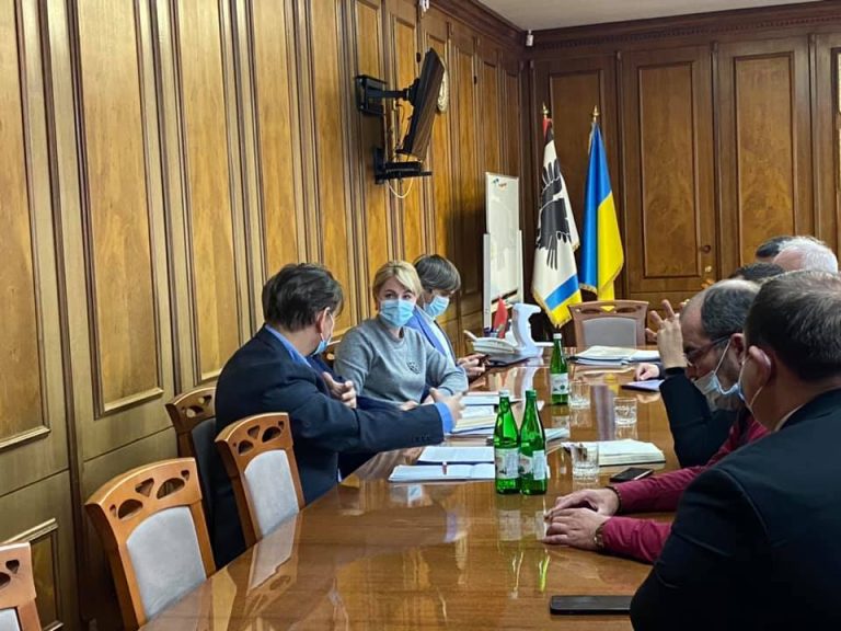Митрополит Івано-Франківський зустрівся з головою ОДА: що обговорили (ФОТО) 10 253727522 10227592913196374 8184863531905963996 n