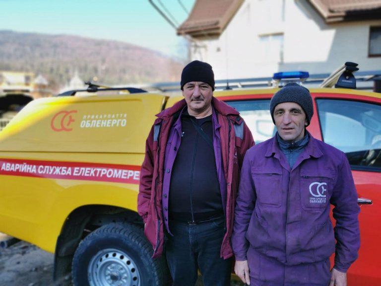 Яремчанські енергетики отримали новий спецавтомобіль (ФОТО)