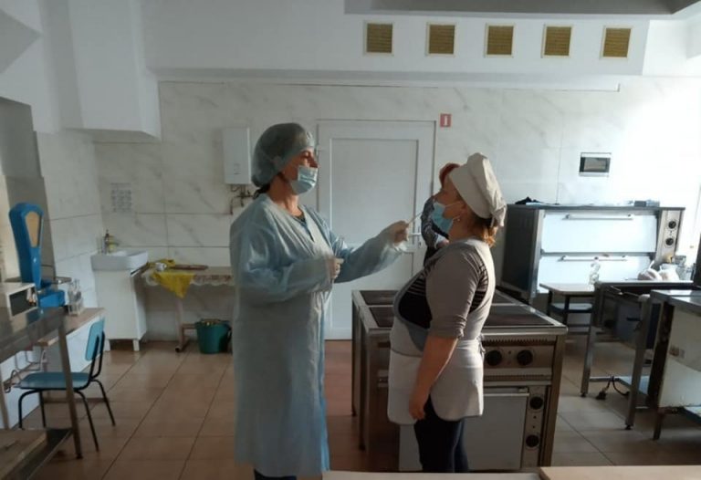 На Прикарпатті у 180 людей виявили патогенний стафілокок 1 260640232 1517154338663400 6418027667374519746 n