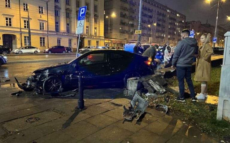 У Польщі машина збила хлопця та дівчину з України: які наслідки 12 41925a5dcc92da1cb32e1e085148cfe9 1