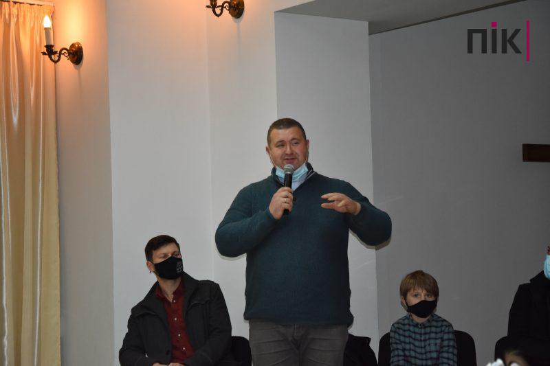 "Хрест життя": прикарпатська співачка Оксана Сливка презентувала нову пісню (ФОТО, ВІДЕО) 18 DSC 0042 scaled