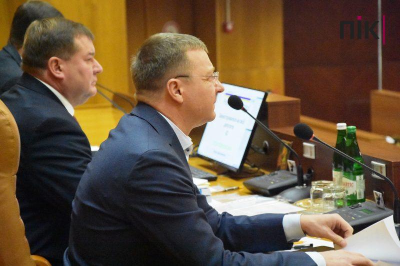 У Франківську розпочалася сесія обласної ради: що цікавого розглянуть депутати (ФОТО) 15 DSC 0044 scaled