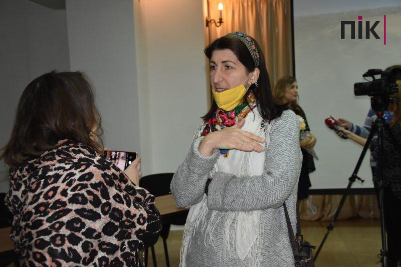 "Хрест життя": прикарпатська співачка Оксана Сливка презентувала нову пісню (ФОТО, ВІДЕО) 17 DSC 0084 scaled