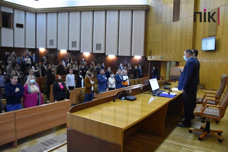 Позачергова сесія Франківської міськради: що цікавого розглянули депутати (ФОТО) 5 DSC 0780 scaled