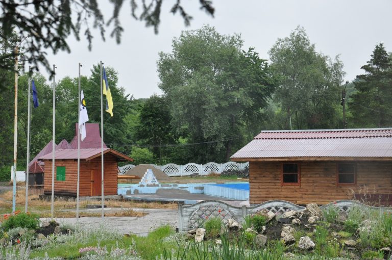 Франківська міськрада прагне прийняти у комунальну власність дитячий санаторій "Сокіл" 5 Dytyachyj tabir Sokil 3