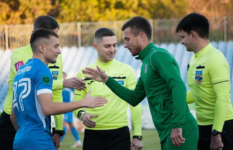 Футбольний матч "Волинь" - "Прикарпаття" судитиме арбітр зі столиці 12 arbitr21tur20