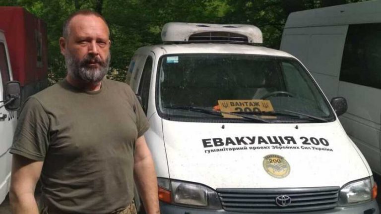 Водій, який перевозив тіло загиблого бійця з Львівщини, раптово помер в дорозі