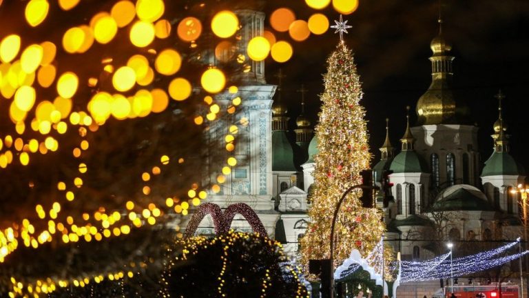 Чи підтримують українці перенесення дати святкування Різдва (ОПИТУВАННЯ) 12 Чи підтримують українці перенесення дати святкування Різдва (ОПИТУВАННЯ)