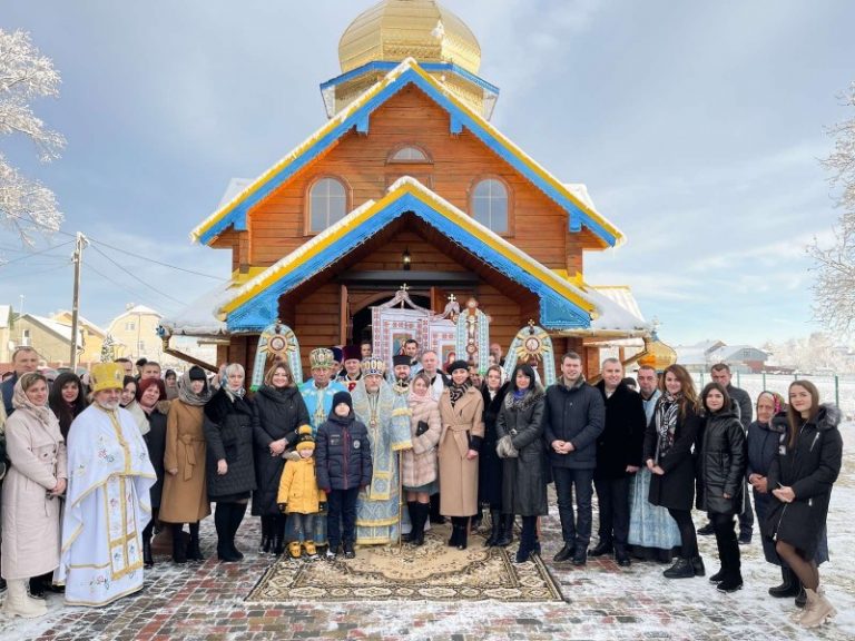 У селі Пійло на Калущині відзначили 10-річницю відкриття Храму Святих Апостолів Петра і Павла (ФОТО)