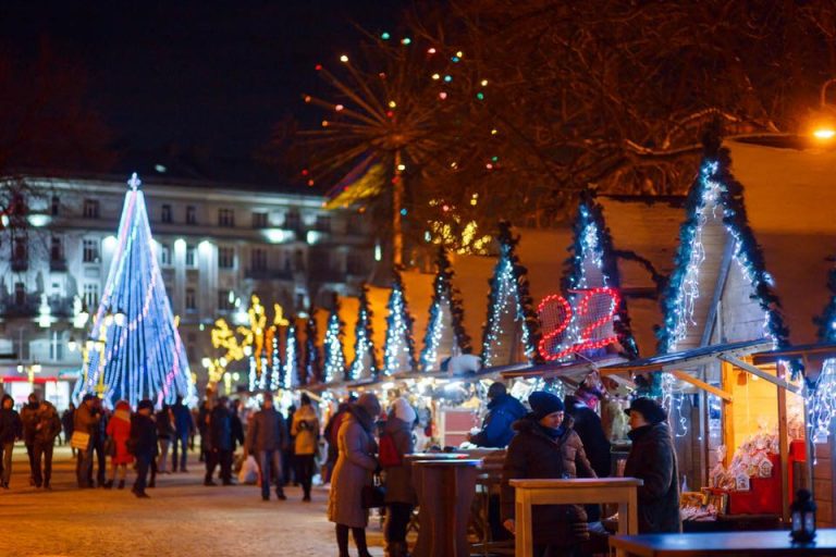 Новорічно-різдвяний ярмарок у Франківську відкриють 12 грудня 4 23435096 656208331433463 4601511604213769770 n