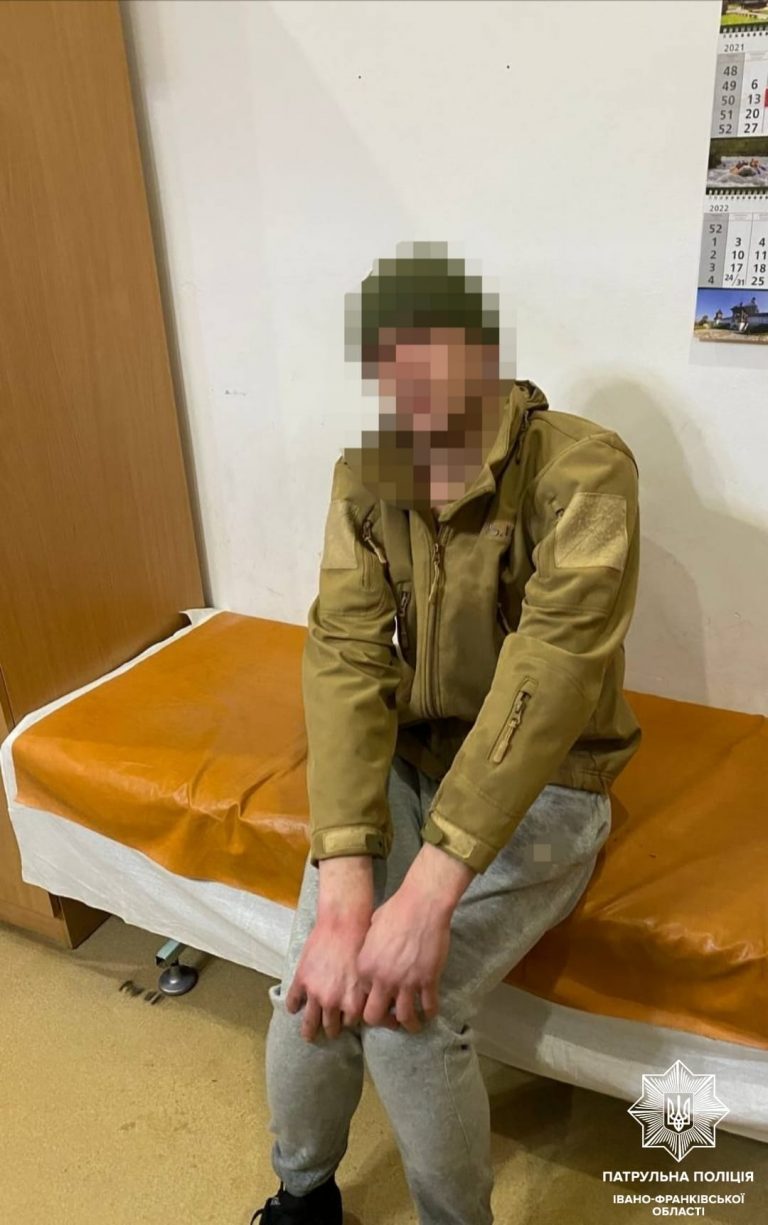 У Франківську затримали п'яного злодія (ФОТО) 2 267725962 4681098045307625 395960682310336691 n