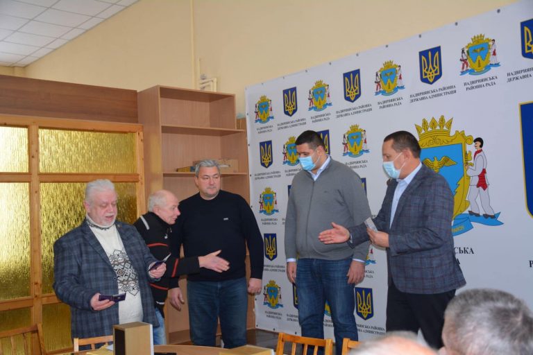 У Надвірній вручили нагороди учасникам ліквідації аварії на ЧАЕС (ФОТО) 12 У Надвірній вручили нагороди учасникам ліквідації аварії на ЧАЕС (ФОТО)