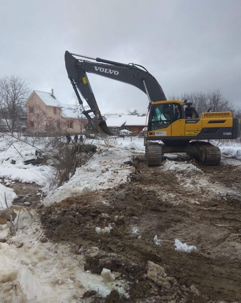 У Надвірнянській громаді укріплюють береги річки Стримба: держава надала кошти 11 269701084 222365673382659 1471897289498648742 n