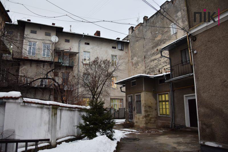 Івано-Франківськ навиворіт: вулиця Курбаса (ФОТОРЕПОРТАЖ) 6 DSC 0002 scaled