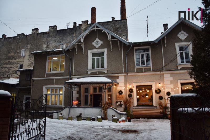 Івано-Франківськ навиворіт: вулиця Курбаса (ФОТОРЕПОРТАЖ) 9 DSC 0008 scaled