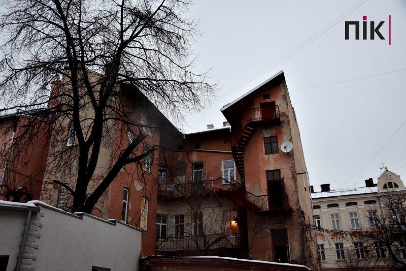 Івано-Франківськ навиворіт: вулиця Курбаса (ФОТОРЕПОРТАЖ) 35 DSC 0078 scaled