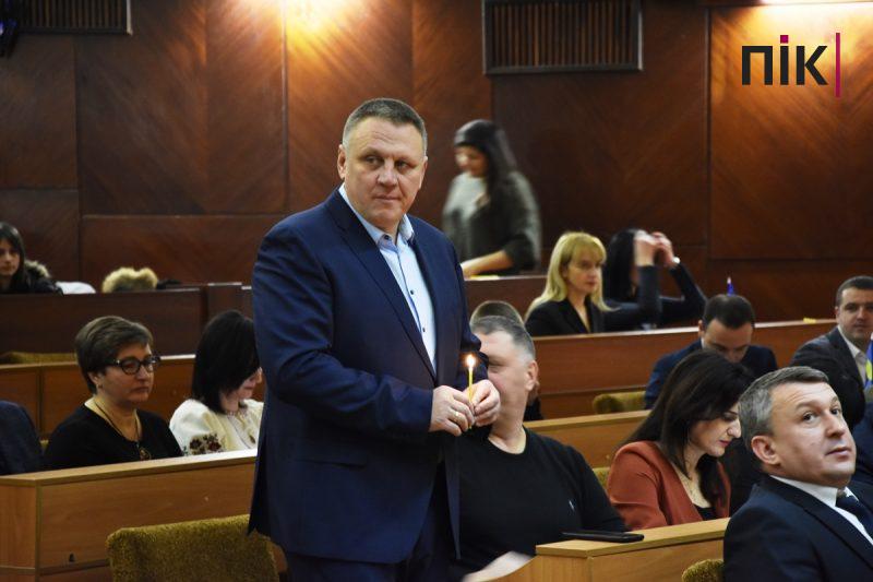 У Франківську відкрилася сесія обласної ради: пластуни по-особливому привітали депутатів (ФОТО) 14 DSC 0300 scaled