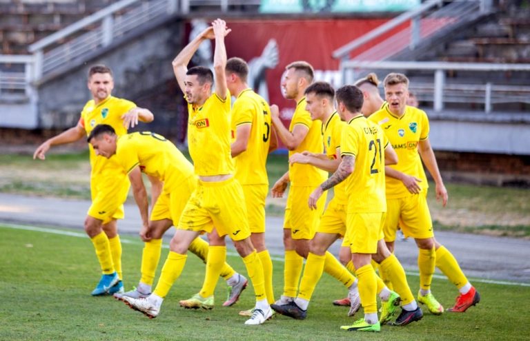 ФУТБОЛ. Трансферна вартість гравців МФК "Прикарпаття" - майже три мільйони доларів 11 SPORT 2 1