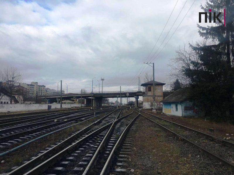 Мандри непомітним Франківськом: що колись було в районі залізничного мосту через колію (ФОТО) 6 photo 2021 12 01 17 12 00 scaled