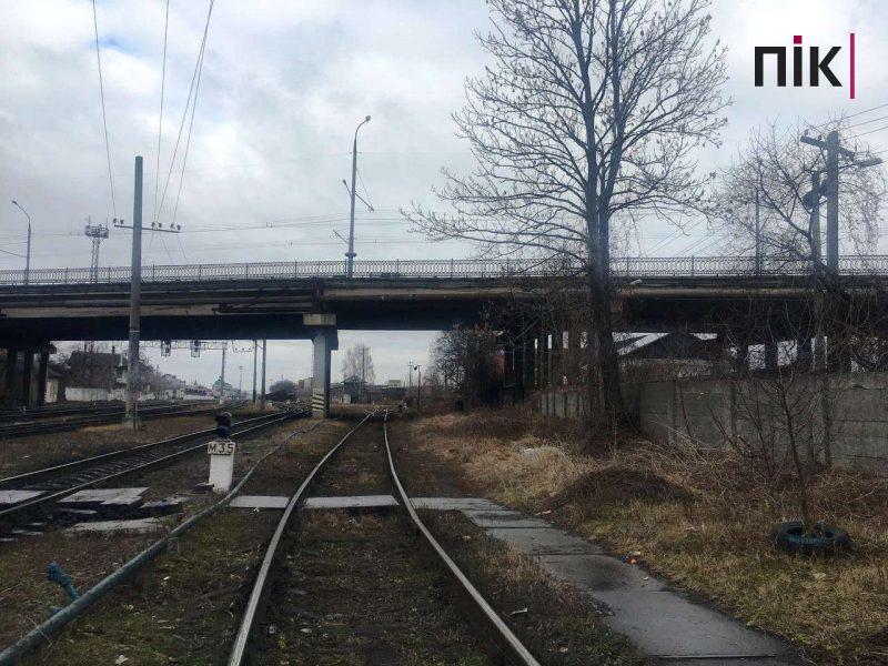Мандри непомітним Франківськом: що колись було в районі залізничного мосту через колію (ФОТО) 7 photo 2021 12 01 17 12 05 scaled
