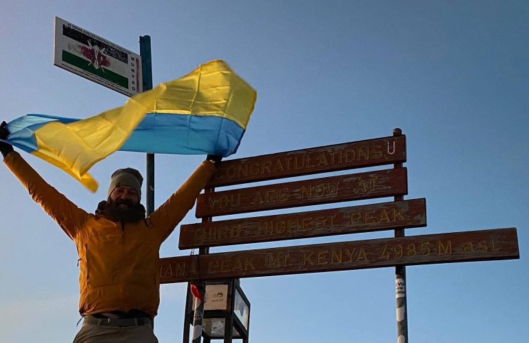 Новорічне сходження: мандрівник з Богородчан підкорив одну з найвищих точок Африки (ВІДЕО) 5 271191048 445999807263275 317860864679928533 n 1