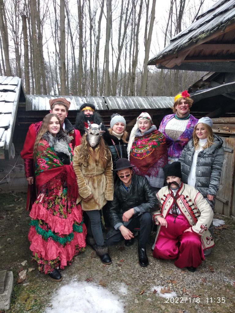 Крилос: Різдво в музеї дуже сподобалось гостям зі сходу (ФОТО) 7 271212359 1533506680357715 2401887284016977919 n