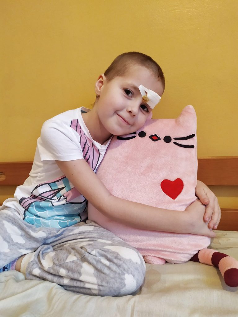 Порятунок дівчинки: у Львові мозкову кістку дитини помістили на зберігання у живіт (ФОТО) 9 271717721 2475651052570352 8481561284186067041 n 1