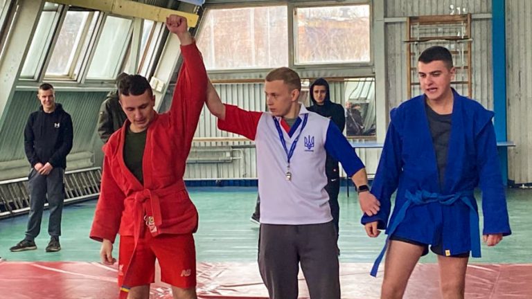 У Франківську відбулися змагання з самбо серед нацгвардійців: хто переміг (ФОТО) 4 271767133 293023666185747 2553578418735322619 n