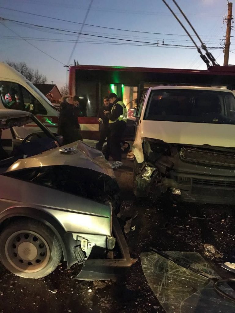 Стали відомі подробиці вечірньої аварії у Франківську (ФОТО) 2 271783467 506659067455600 7343347569544889254 n