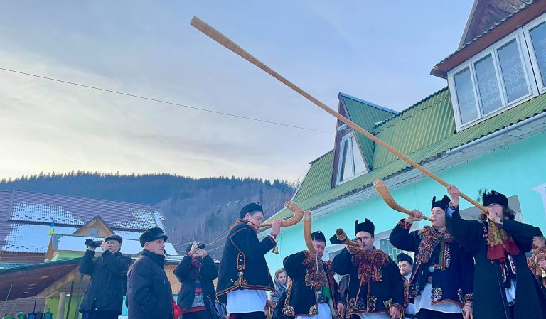 У Карпатах відкрили сучасний музей Параски Плитки-Горицвіт (ФОТО) 9 У Карпатах відкрили сучасний музей Параски Плитки-Горицвіт (ФОТО)