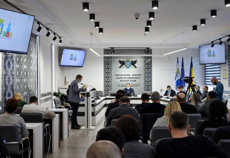 У Франківську з нагоди 93-річниці створення ОУН проведуть ряд заходів 6 272299208 297978035705021 3634756720727020480 n