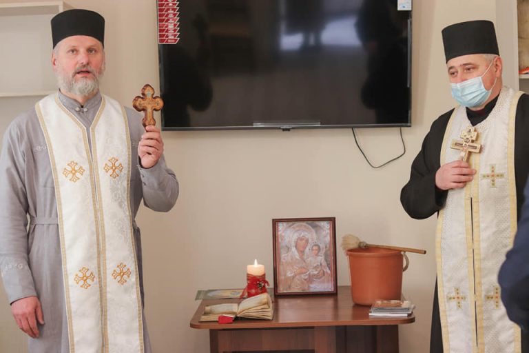 У Калуші запрацювала після ремонту Кризова кімната для жінок (ФОТО) 3 У Калуші запрацювала після ремонту Кризова кімната для жінок (ФОТО)