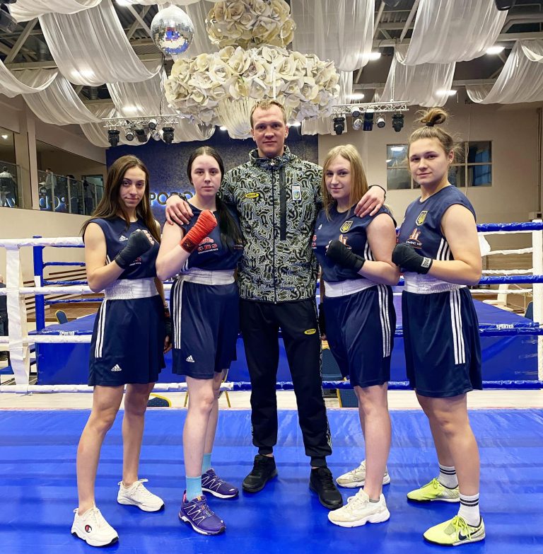 Франківські спортсменки здобули призові місця на чемпіонаті України з боксу (ФОТО) 8 272947284 304168735077893 5053492049972977679 n