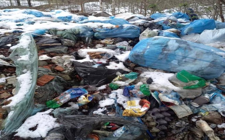 Стало відомо, кого судитимуть за стихійне сміттєзвалище у Трускавці (ФОТО) 3 63f1306f710bae860a361efc0a595ed0 orig