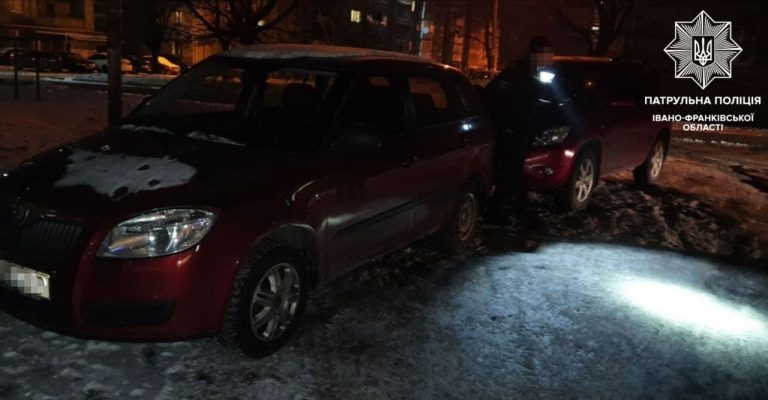 Патрульні склали три адмінматеріали на водія, що вчинив ДТП маючи ознаки сп'яніння (ФОТОФАКТ) 3 photo 2022 01 25 18 10 51