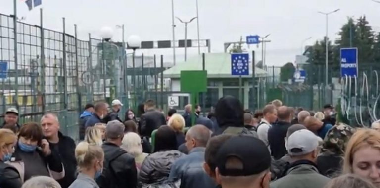 На українсько-польському кордоні відкрили додаткові піші переходи: де саме? 6 1200 0 1591804969 3793