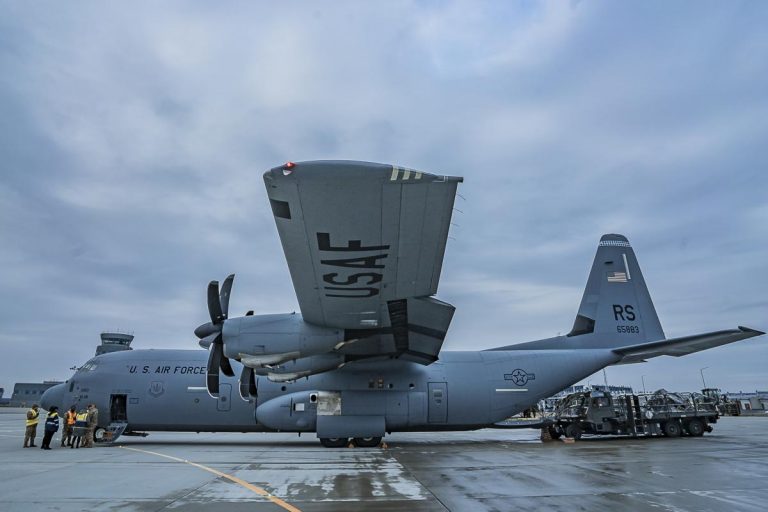 Польща розмістить американських військових поблизу України