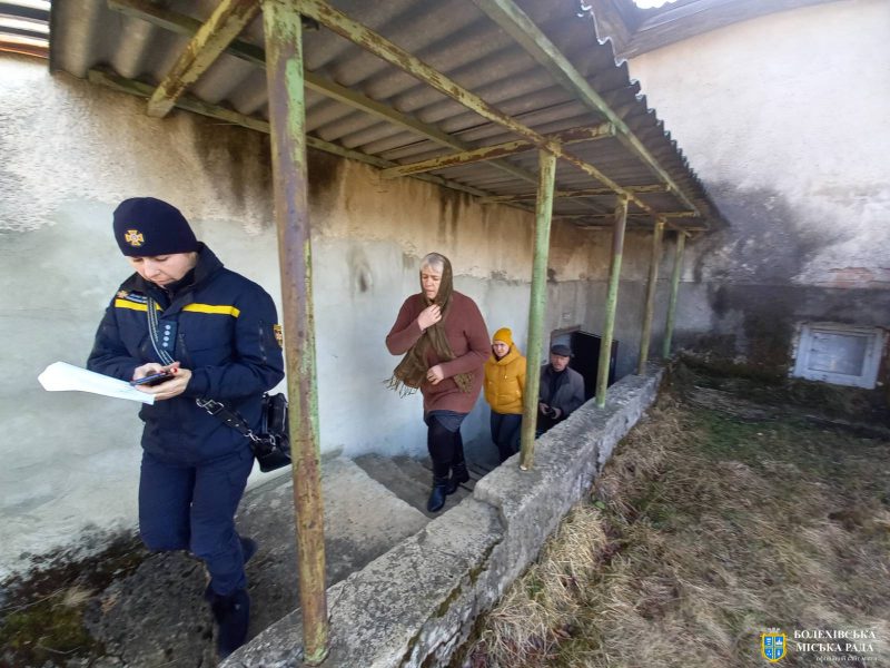 У Болехівській громаді перевіряють стан бомбосховищ (ФОТО)