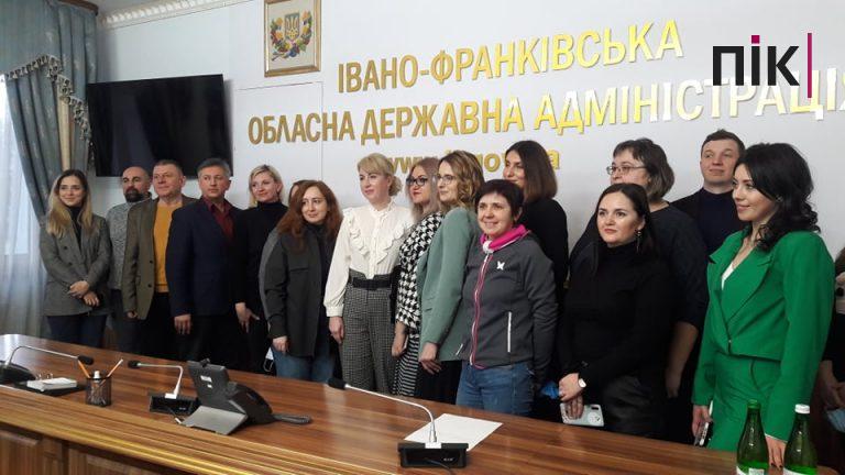 На Прикарпаття прибули журналісти зі сходу України: як їх зустріли та що покажуть (ФОТО) 9 272925434 2030990260413626 6499577855457245301 n 1 OKSANA