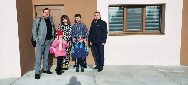 На Богородчанщині патронатна сім'я взяла на виховання двох дітей (ФОТО) 11 На Богородчанщині сім'я взяла на виховання двох дітей (ФОТО)