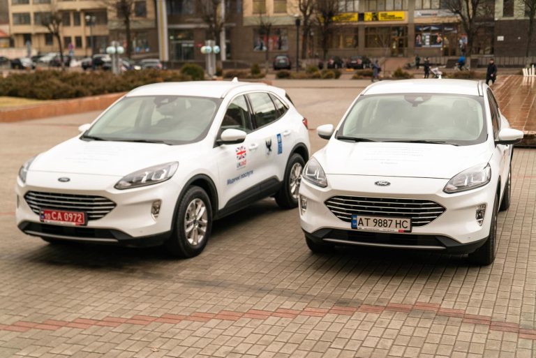 На Прикарпатті дві громади отримали автомобілі (ФОТО) 10 273004171 247737747532282 3282126135943125097 n