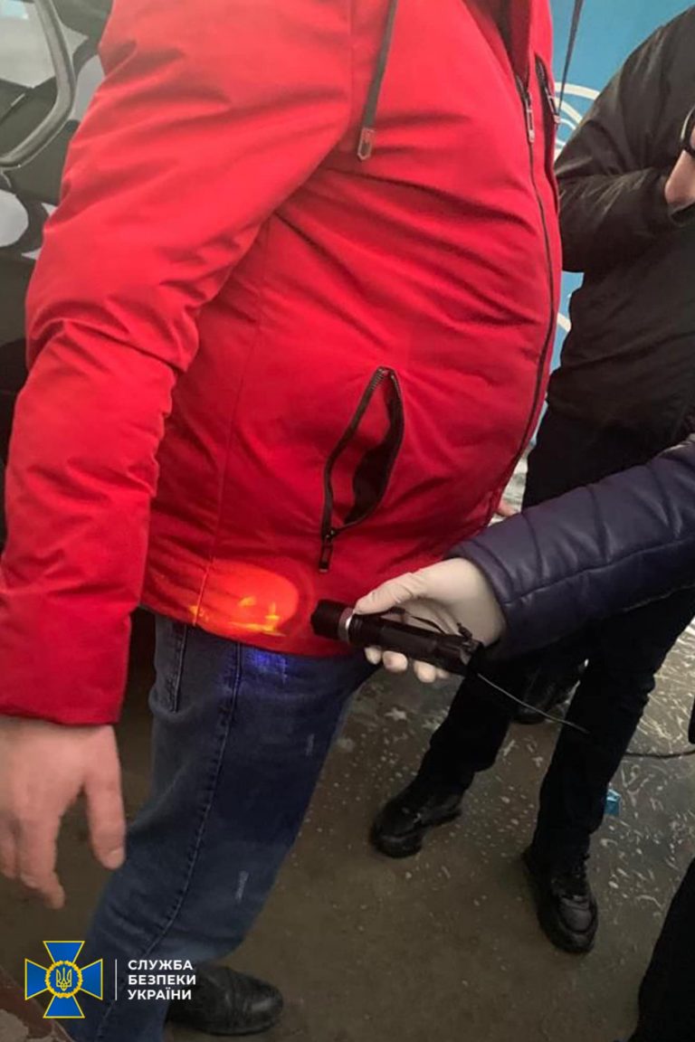 Вимагав хабарі у перевізників лісу: на Львівщині затримали патрульного-рекетира 11 273664199 312886940881106 6759583913322438953 n