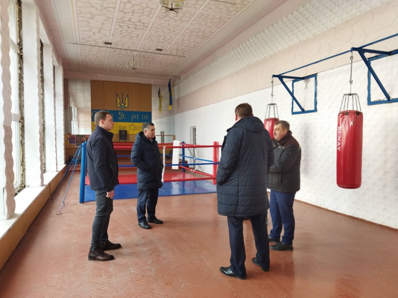 На Городенківщині на Стрітення представники влади відвідали боксерський клуб (ФОТО)